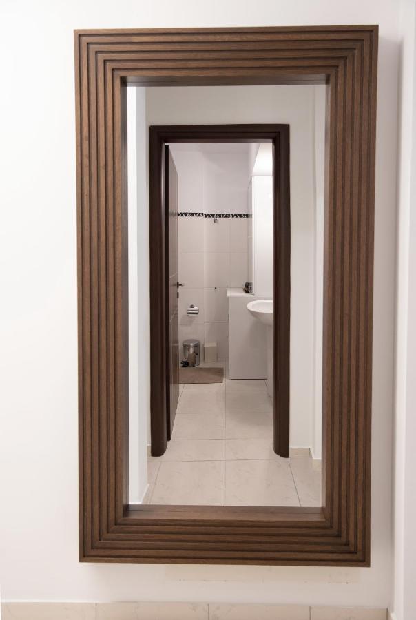 Onar Modern Luxury Apartments Kavala Exteriör bild